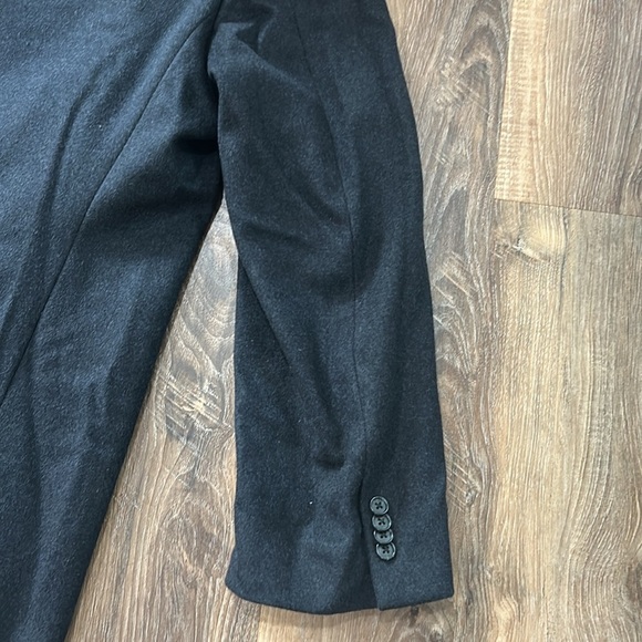 Jos. A. Bank Men's Top Coat 3 Button Size R48 Really Dark Gray front pockets - Picture 15 of 16